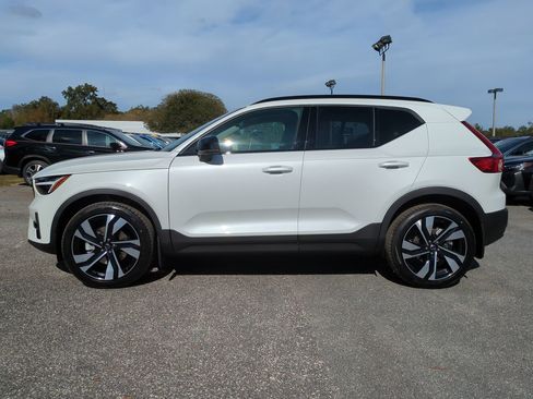 New 2026 Volvo XC40 B5 Ultra w/ Protection Package Premier image 7