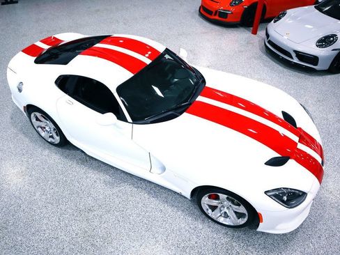 Used 2015 Dodge Viper SRT-10 w/ Quick Order Package 22J GT RWD image 9