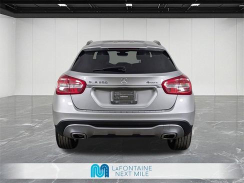 Used 2018 Mercedes-Benz GLA 250 GLA 250 image 4