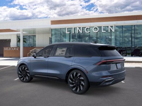 New 2026 Lincoln Nautilus Reserve AWD/4WD image 4