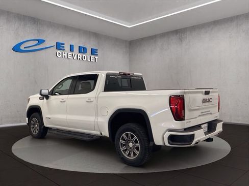 Used 2024 GMC Sierra 1500 AT4 w/ Technology Package AWD/4WD image 13