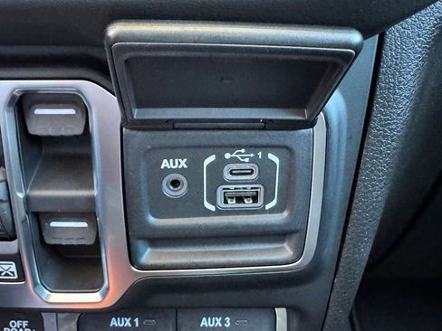 New 2026 Jeep Gladiator Rubicon image 24