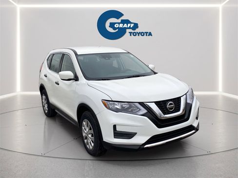 Used 2019 Nissan Rogue S image 20