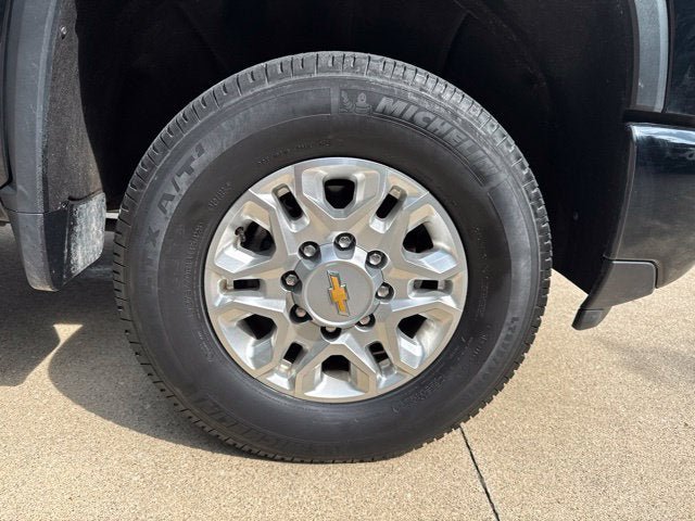 Used 2024 Chevrolet Silverado 2500 LT w/ Convenience Package AWD/4WD image 29