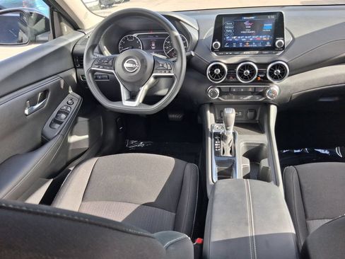 Used 2025 Nissan Sentra SV FWD image 18