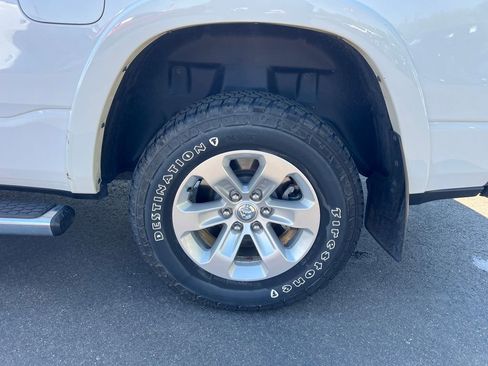 Used 2021 RAM 1500 Laramie AWD/4WD image 13
