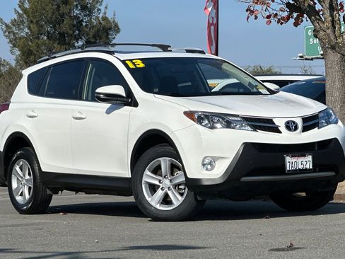 Used 2013 Toyota RAV4 XLE image 2