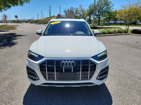 Used 2021 Audi Q5 Premium Plus w/ Premium Plus Package image 2