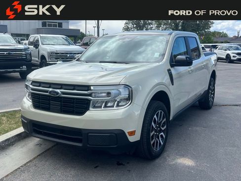 Used 2024 Ford Maverick Lariat FWD image 2