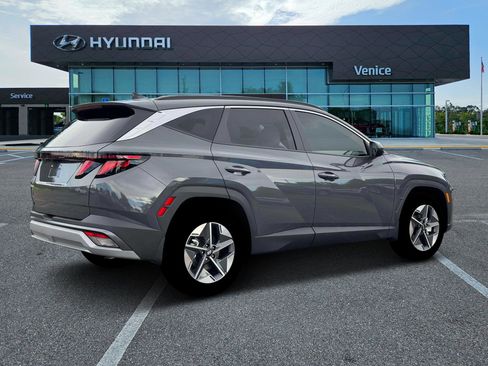 New 2026 Hyundai Tucson SEL FWD image 8