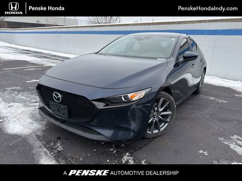 Used 2019 MAZDA MAZDA3 Base image 1