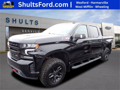 Used 2021 Chevrolet Silverado 1500 LT Trail Boss w/ Convenience Package II image 1