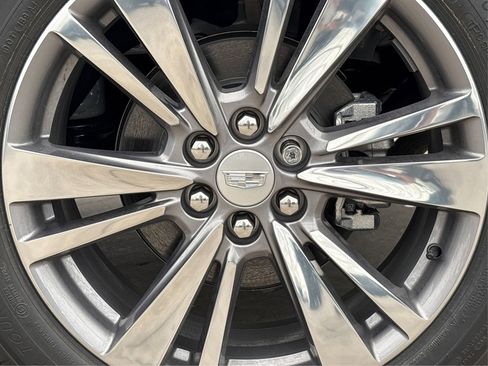 New 2025 Cadillac XT6 Premium Luxury w/ Technology Package image 13