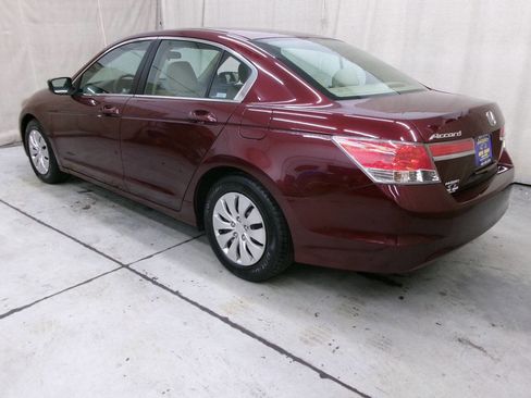Used 2011 Honda Accord LX image 5