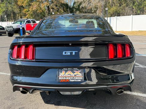Used 2016 Ford Mustang GT Premium image 12