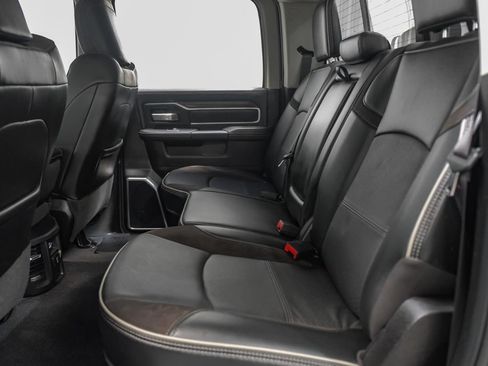 Used 2024 RAM 2500 Laramie w/ Safety Group AWD/4WD image 40