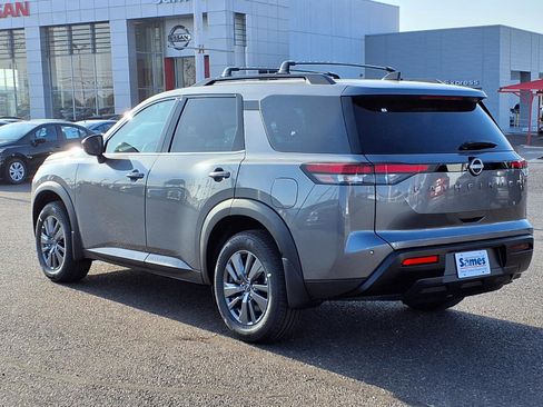 New 2026 Nissan Pathfinder SV image 5