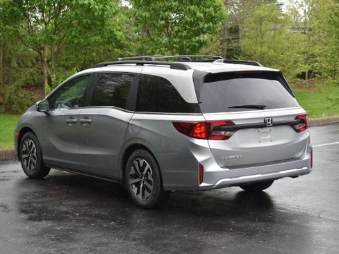 New 2026 Honda Odyssey EX-L image 5