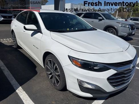 Used 2023 Chevrolet Malibu RS image 1