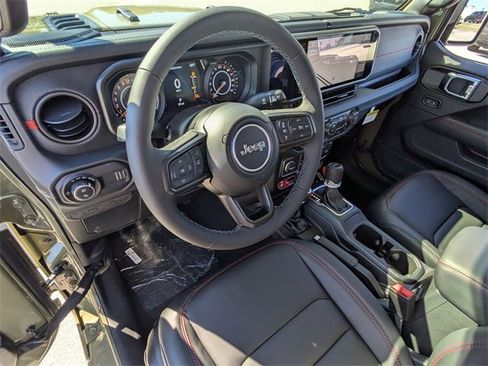 New 2025 Jeep Gladiator Rubicon w/ Safety Group image 15