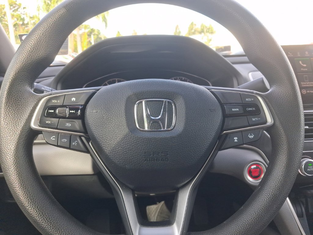 Used 2018 Honda Accord EX image 30