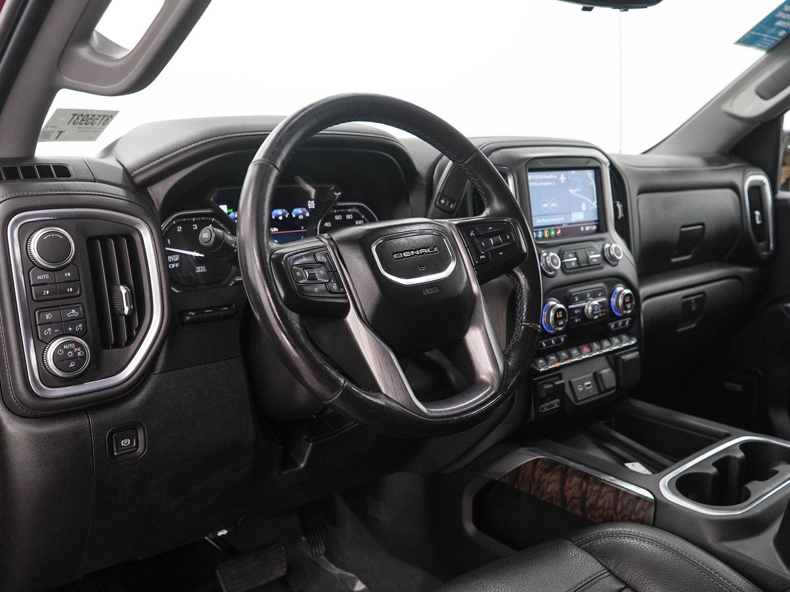 Used 2019 GMC Sierra 1500 Denali w/ Denali Ultimate Package AWD/4WD image 26