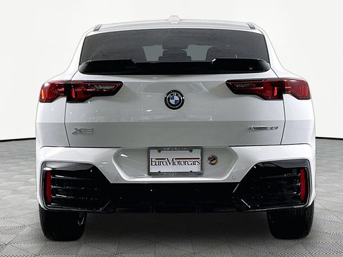 New 2026 BMW X2 xDrive28i w/ Technology Package AWD/4WD image 5