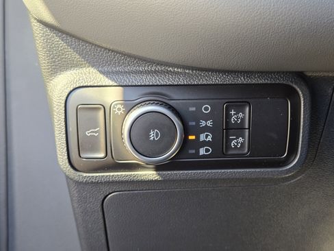 New 2026 Ford Explorer Active image 23