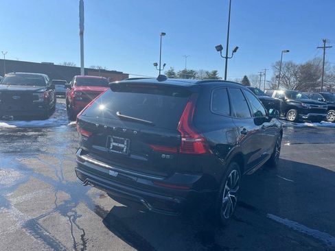 Used 2023 Volvo XC60 B5 Plus AWD/4WD image 5