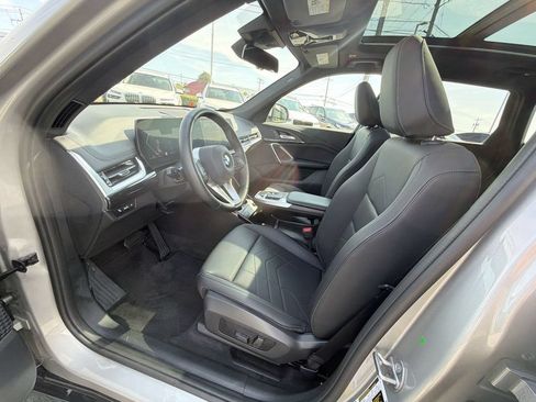 Used 2023 BMW X1 xDrive28i w/ Convenience Package AWD/4WD image 10