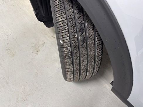 New 2026 Ford Explorer Platinum w/ LUX Leather Package image 15