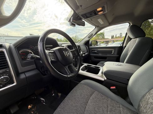 Used 2018 RAM 1500 Big Horn AWD/4WD image 11