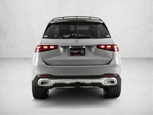 New 2026 Mercedes-Benz GLS 580 4MATIC image 7