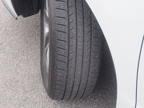 Used 2023 Toyota Sienna XLE image 8