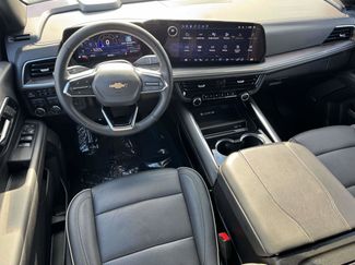 Certified 2025 Chevrolet Suburban Premier video 2