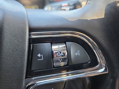 Used 2022 Lincoln Nautilus Reserve w/ Equipment Group 201A image 15