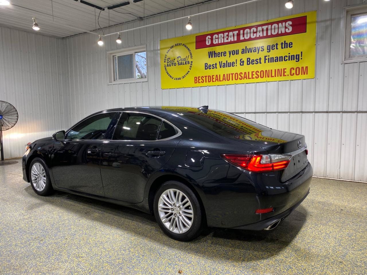 Used 2017 Lexus ES 350 w/ Premium Package FWD image 2