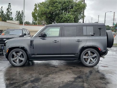 Used 2024 Land Rover Defender 110 Carpathian Edition image 27