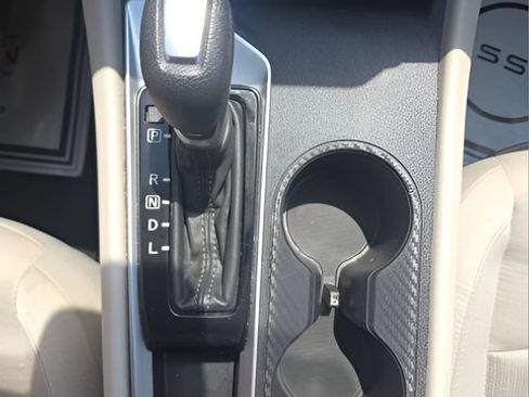 Certified 2025 Nissan Altima 2.5 SV FWD image 16