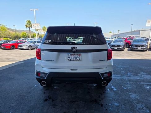 Used 2023 Honda Passport EX-L image 11