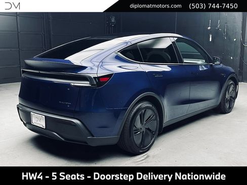 Used 2026 Tesla Model Y Long Range AWD/4WD image 6