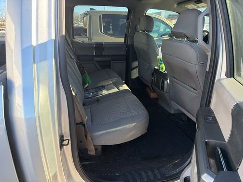 Used 2016 Ford F150 XLT w/ Trailer Tow Package image 6