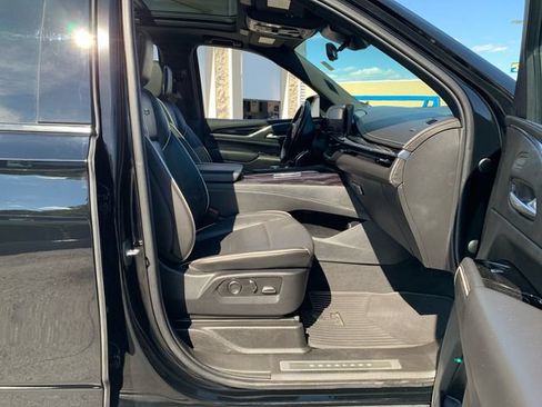 Used 2021 Cadillac Escalade Sport w/ Driver Assist Tech Package AWD/4WD image 15