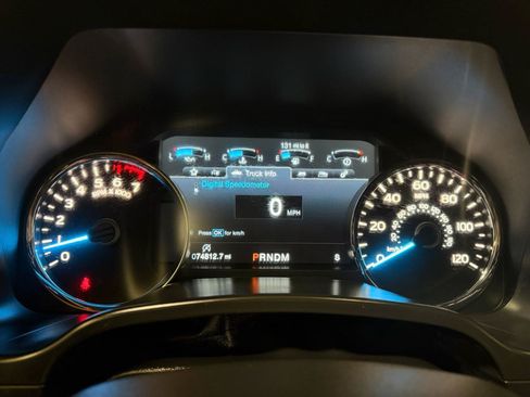 Used 2019 Ford F150 Lariat w/ Equipment Group 502A Luxury AWD/4WD image 16