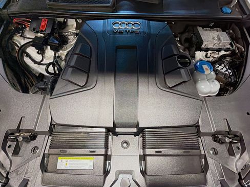 Used 2017 Audi Q7 3.0T Prestige w/ Prestige Package image 36