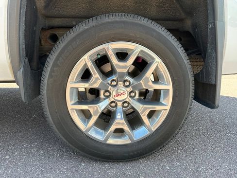 Used 2015 GMC Sierra 1500 SLT w/ SLT Crew Cab Value Package AWD/4WD image 40