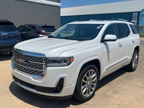 Used 2022 GMC Acadia Denali w/ Denali Technology Package FWD image 1