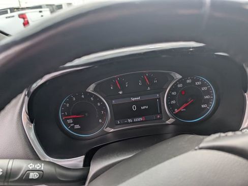 Used 2022 Chevrolet Traverse LT AWD/4WD image 19