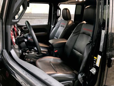 Used 2023 Jeep Wrangler Unlimited Rubicon w/ Cold Weather Group image 27