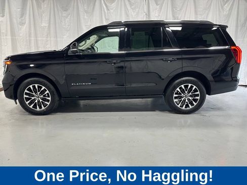 Used 2025 Ford Expedition Platinum AWD/4WD image 4